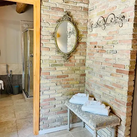 Antica Sant'anna Bed & Breakfast Roccastrada